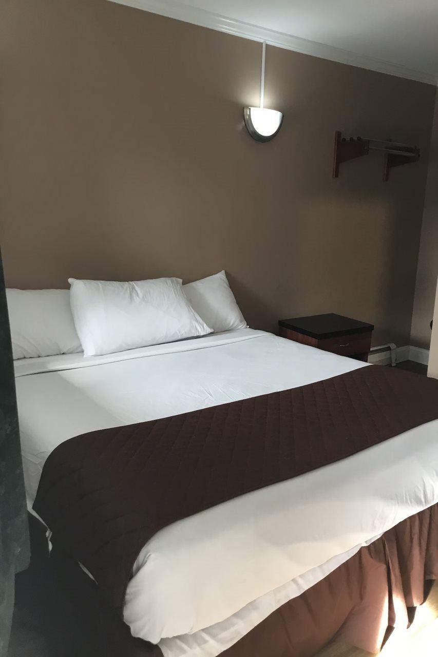 Americas Best Value Inn Avenel Woodbridge المظهر الخارجي الصورة