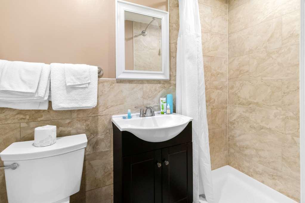 Americas Best Value Inn Avenel Woodbridge الغرفة الصورة