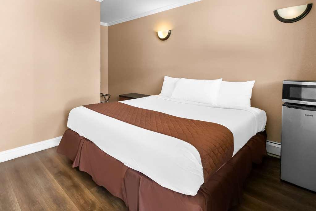 Americas Best Value Inn Avenel Woodbridge الغرفة الصورة