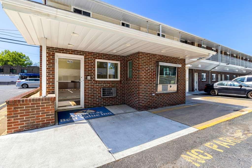 Americas Best Value Inn Avenel Woodbridge المظهر الخارجي الصورة