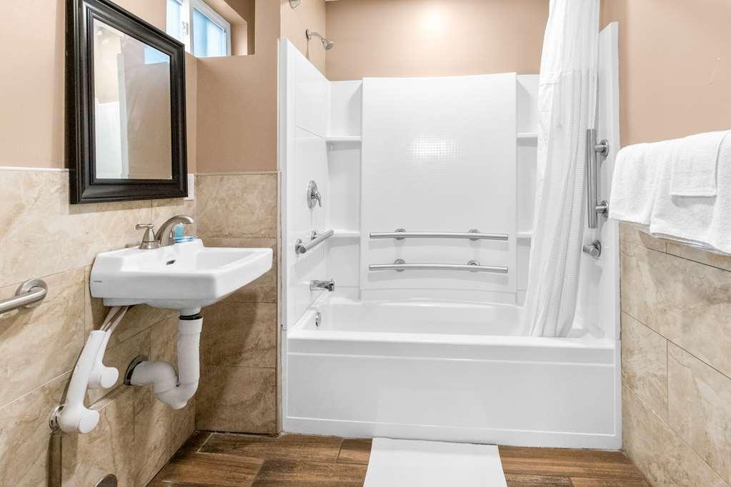 Americas Best Value Inn Avenel Woodbridge الغرفة الصورة